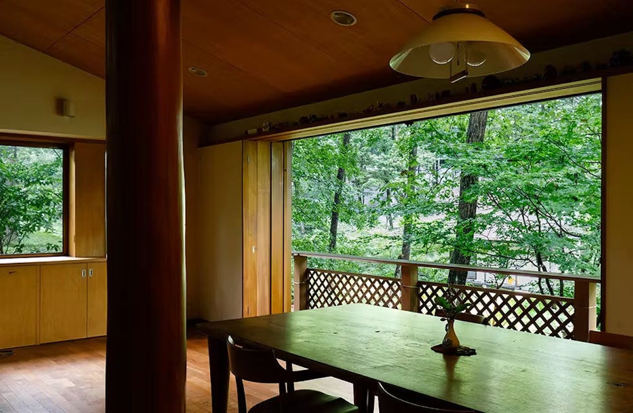 引き込み窓はフレームを感じさせない開放感溢れる空間を実現できます。